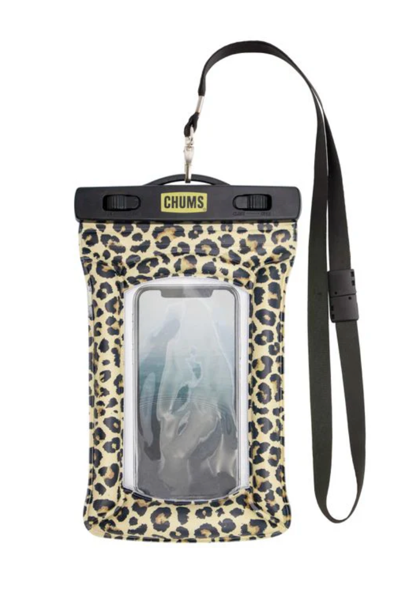 Chums Floating Phone Protector - Leopard