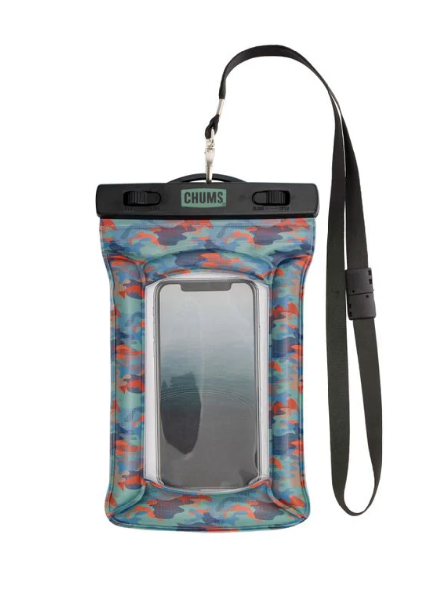 Chums Floating Phone Protector - Camo Blue