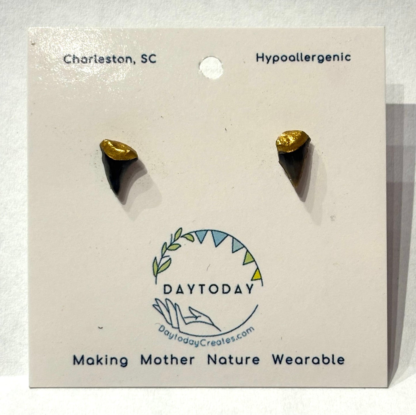 DAYTODAY #50 Wearable Mother Nature Earrings/Jewelry