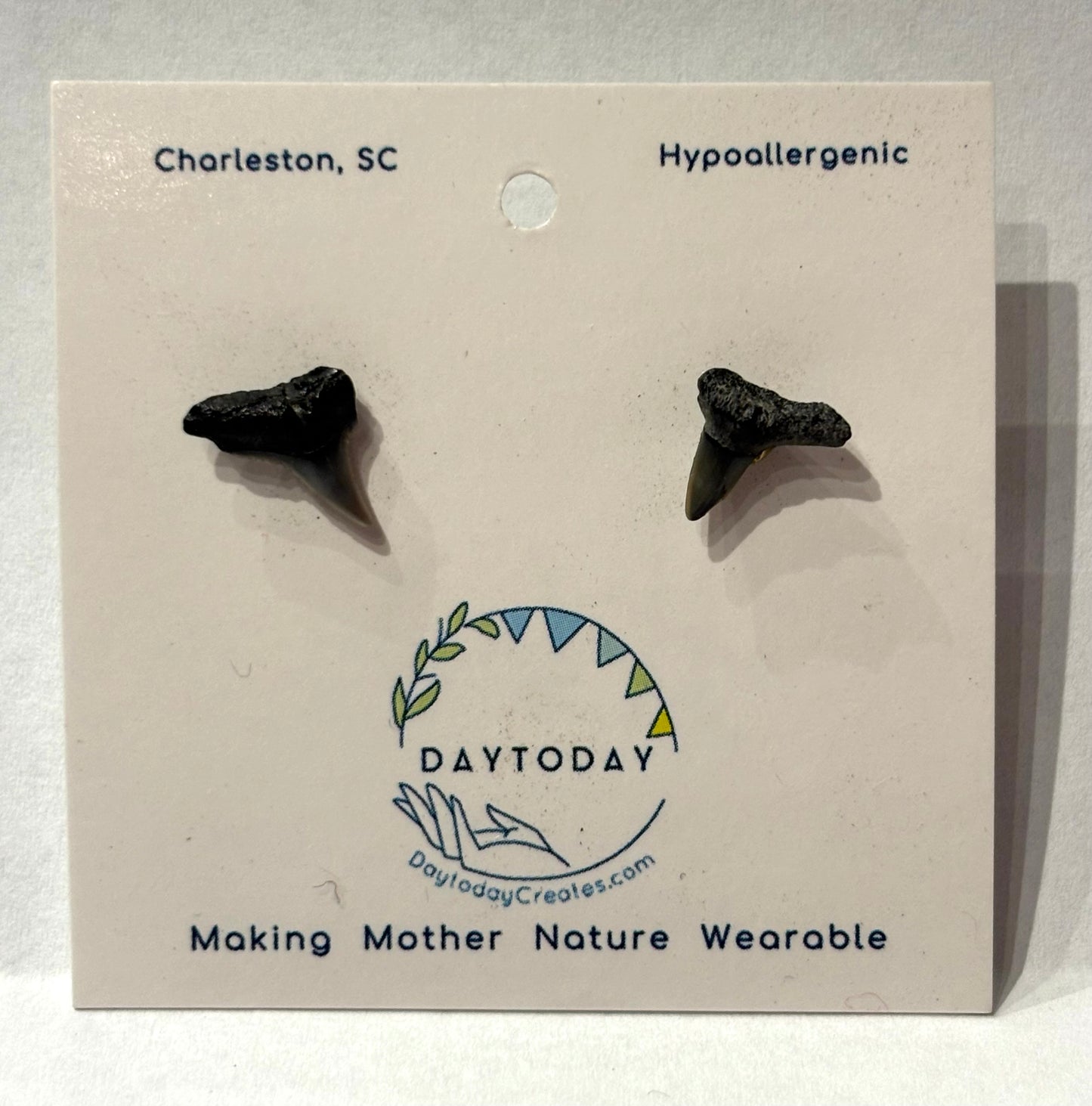 DAYTODAY #62 Wearable Mother Nature Earrings/Jewelry